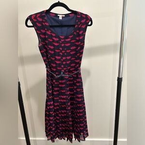 Nordstrom (Halogen)Beautiful pleated dress with lips
